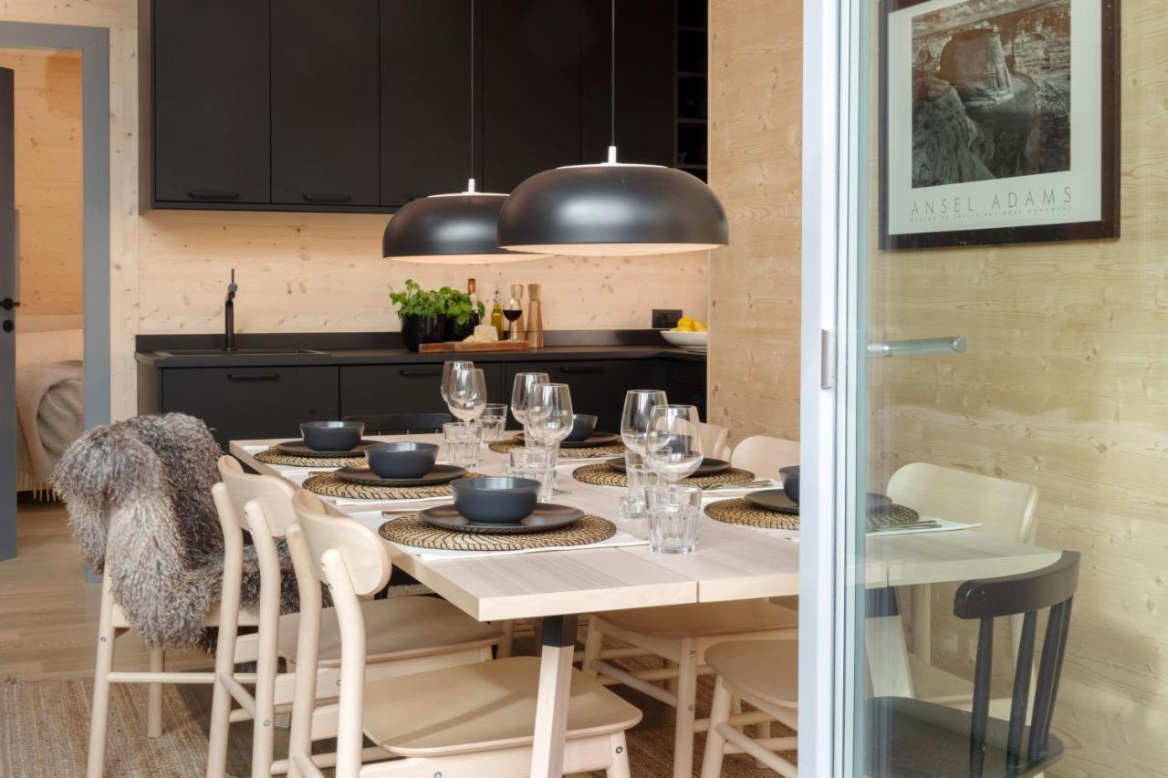 Hellochalet - Northern Lights - Family With Garden Walking Distance Lift Chalet *